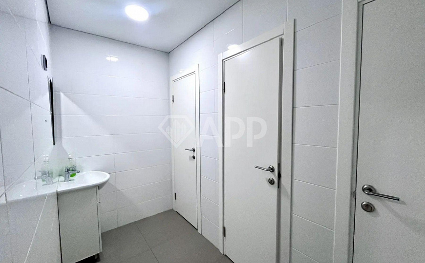 Продается отдельно стоящее здание в центре Ижевска фото