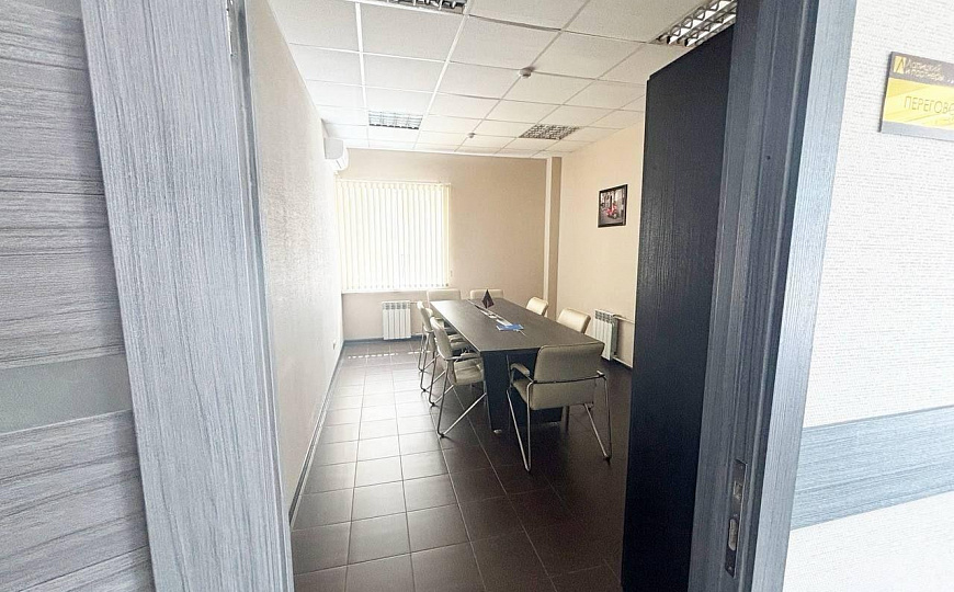 Продам бизнес-центр/офисный центр, 170  м² фото