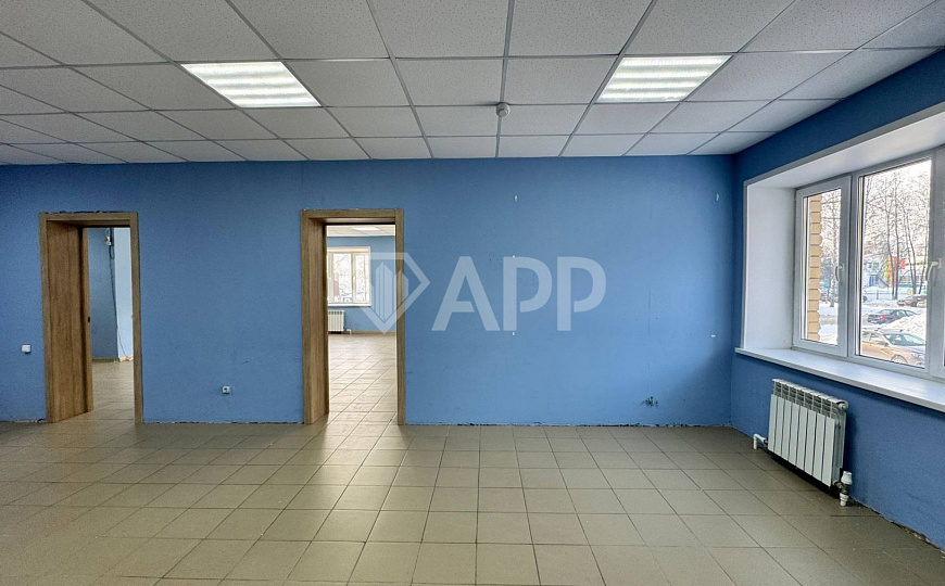  Офисное помещение в аренду  135м2 фото