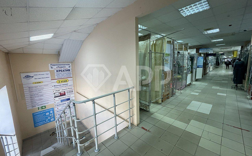 Сдаётся площадь у метро!!! фото