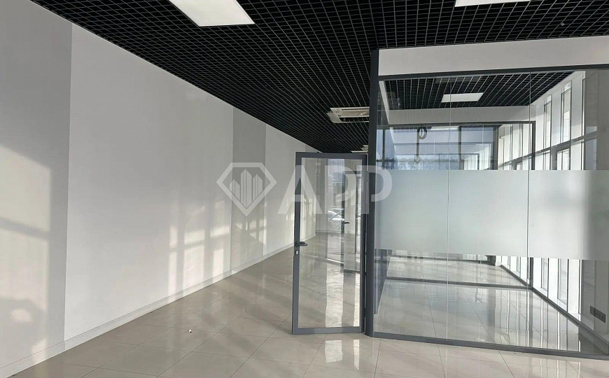 Сдам офисное помещение, 318 м² фото