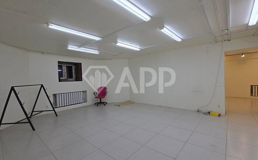 Помещение 120м² на трафике. фото