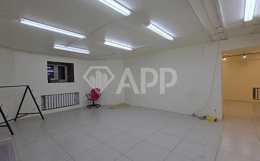 Помещение 120м² на трафике. фото