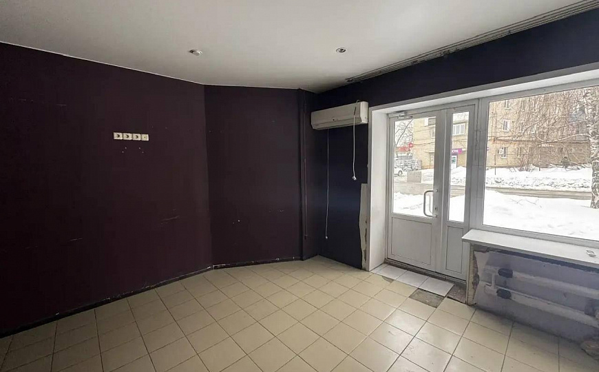 Торговое помещение с высоким трафиком фото