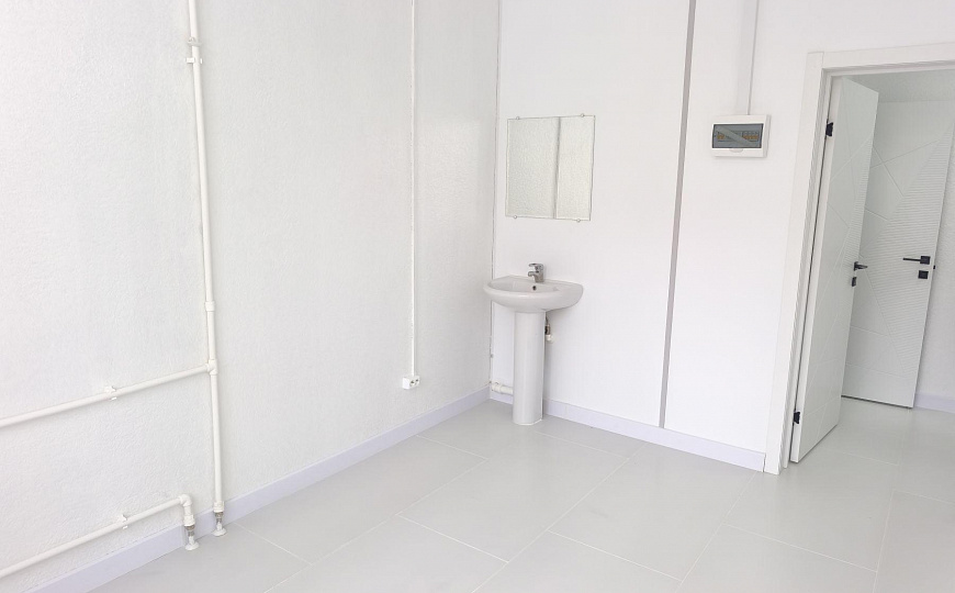 Торгово-офисное помещение 80 м2 фото