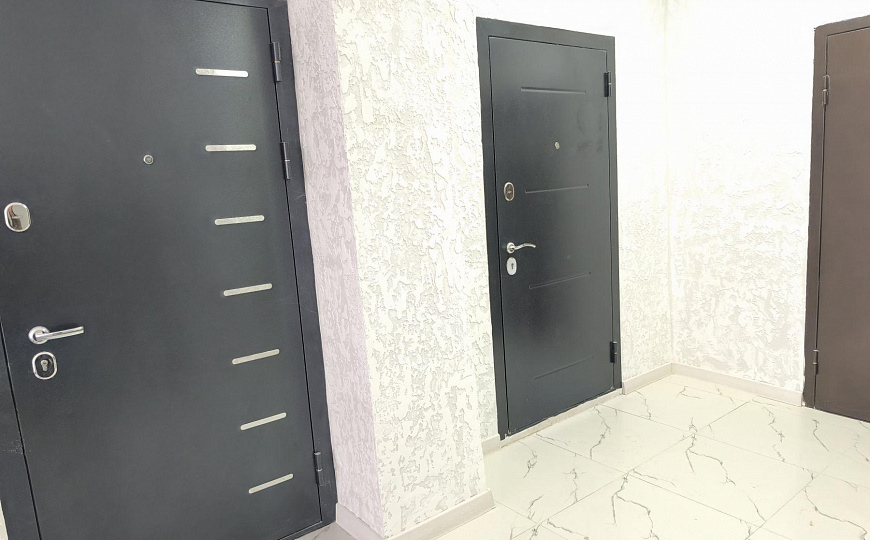 Торгово-офисное помещение 80 м2 фото