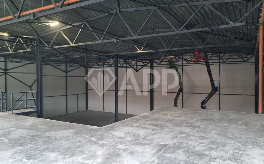 Аренда склада 736 м² фото
