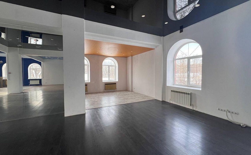 Продажа отдельно стоящего здания 617м2 фото