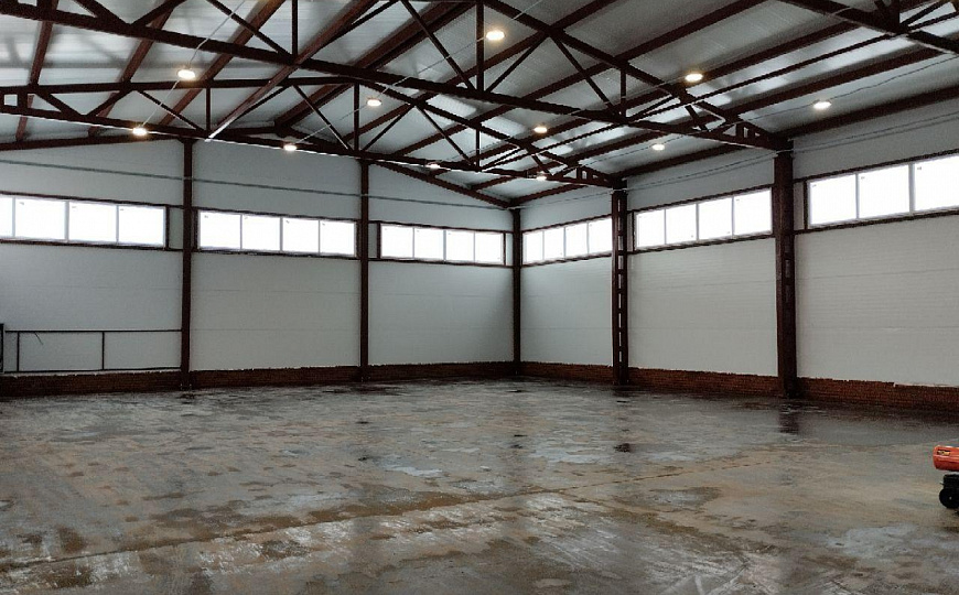 Продаю 1080 м² с земельным участком фото