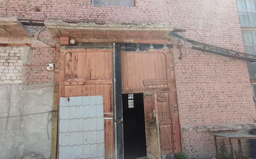 Производственно-складская база, 4 400 м² фото