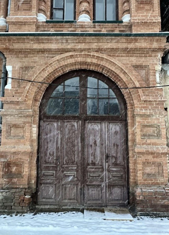 Здание на 1 линии ул.Куйбышева фото