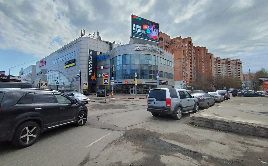 Сдам 320 м² в ТЦ «Вертикаль» | 1 линия | Отделка | Деление от 20 м²  фото