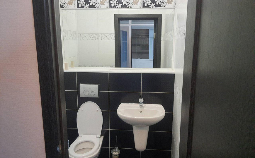 Функциональный офис 112 м2 фото