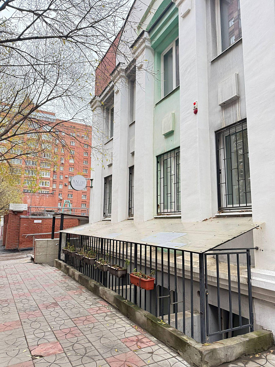 Функциональный офис 112 м2 фото