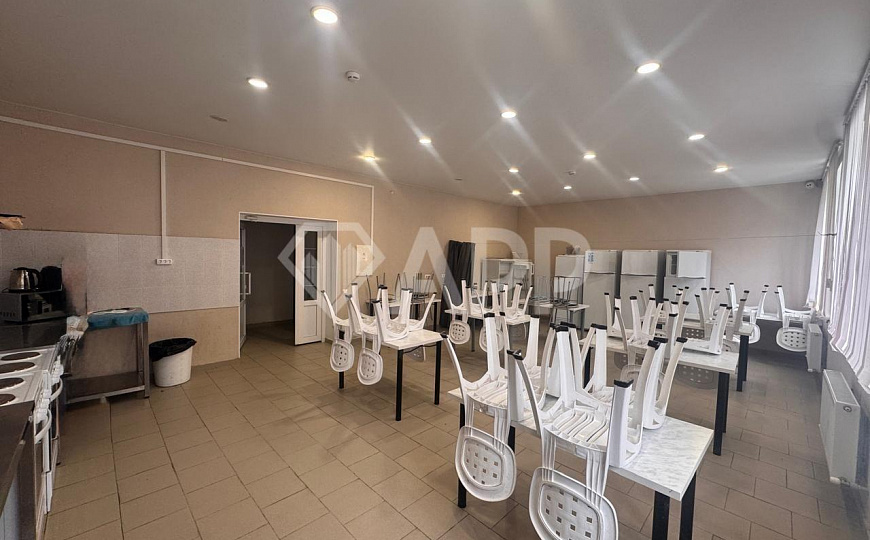 Сдам отдельно стоящее здание, 620 м² фото