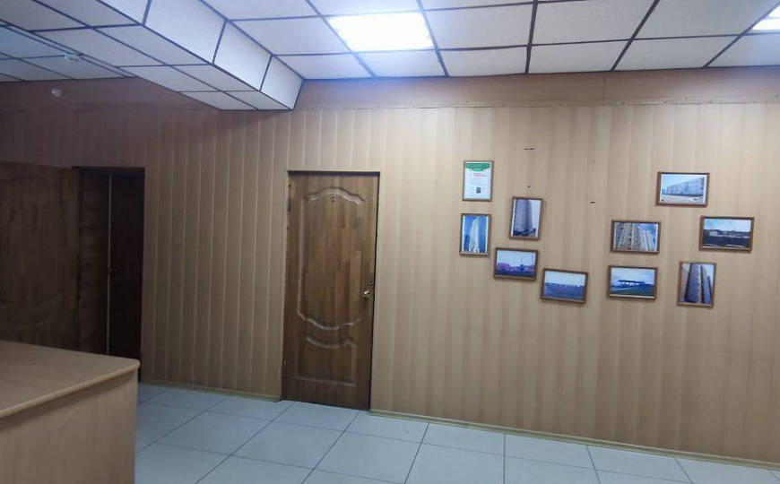  Офис с большой парковкой, 115 м² фото