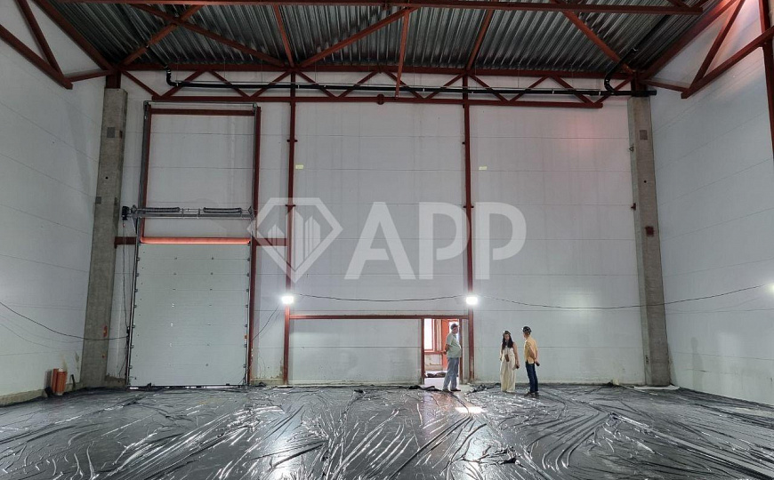 Продажа складских помещений фото