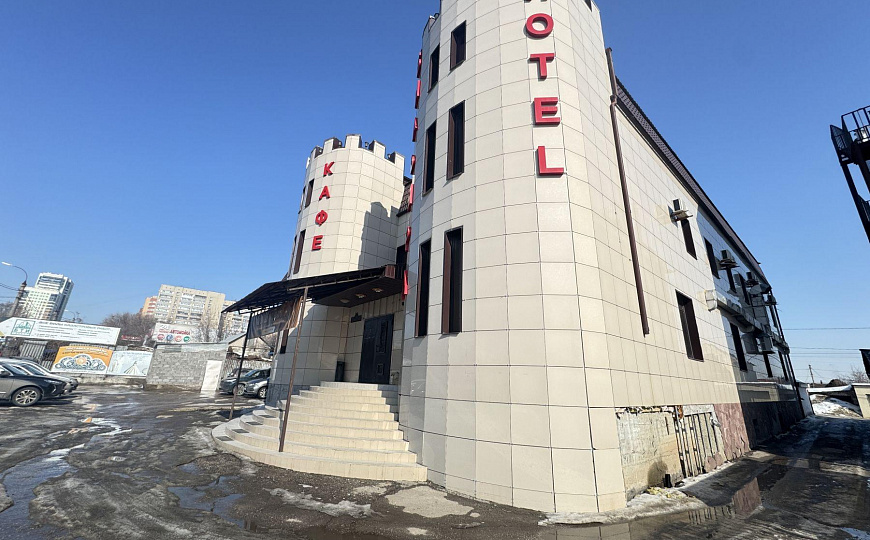 Цоколь 250 м2 на первой линии под караоке, бильярд, доставку еды фото