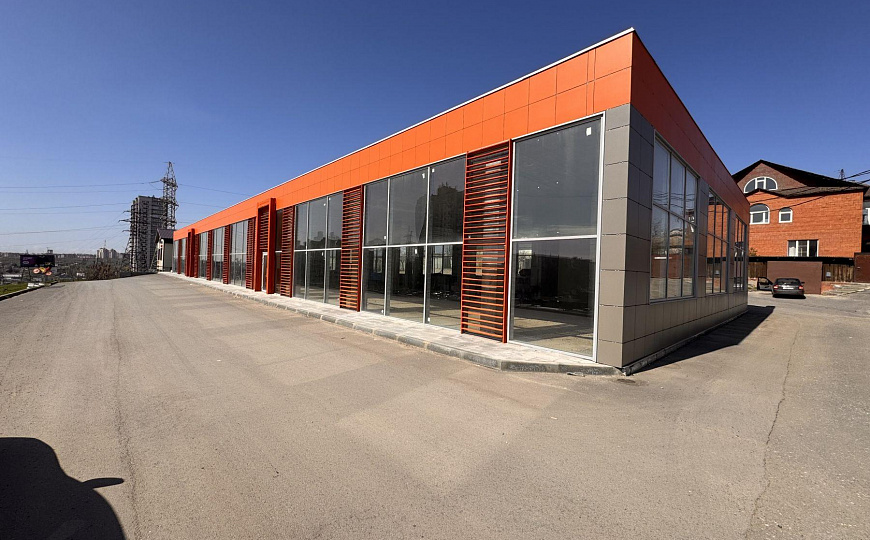 Здание с витринами в крупном жилмассиве, 998 м² фото