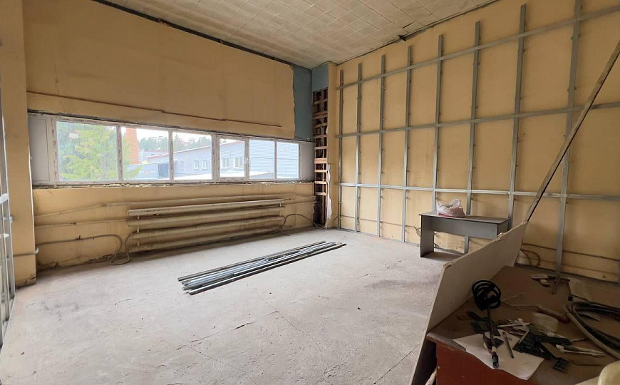 Продам теплый склад / производство 857 м² + земля 10,7 сот | Ильинский фото