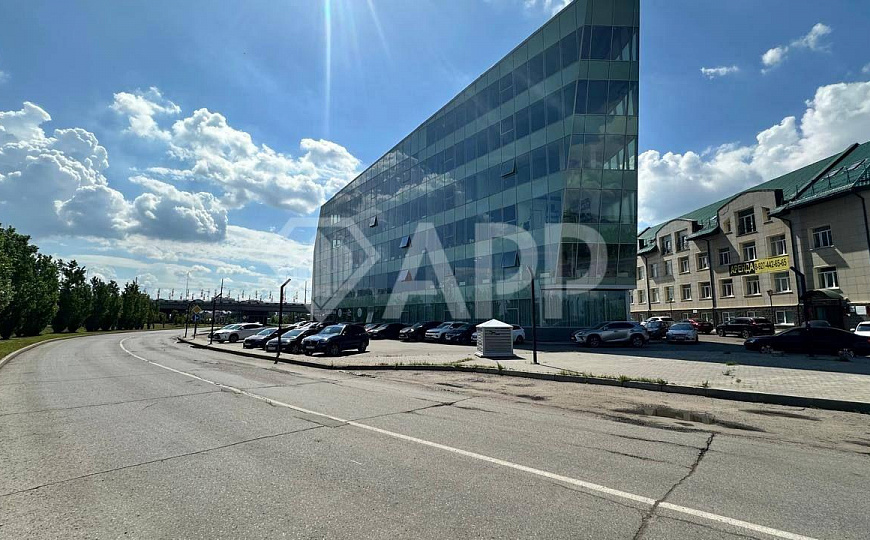 Продается офисное помещение 151,2 м²      (ГАБ с действующим арендатором) фото