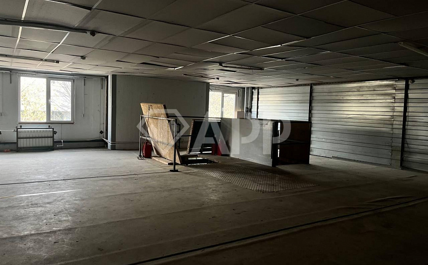 Помещение 2 этажа -280м² фото
