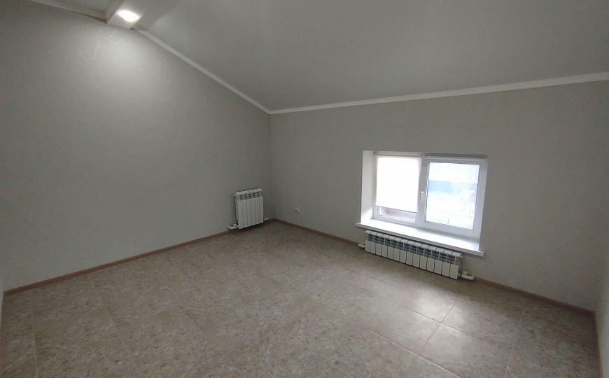 Сдам отдельно стоящее здание, 370 м² фото