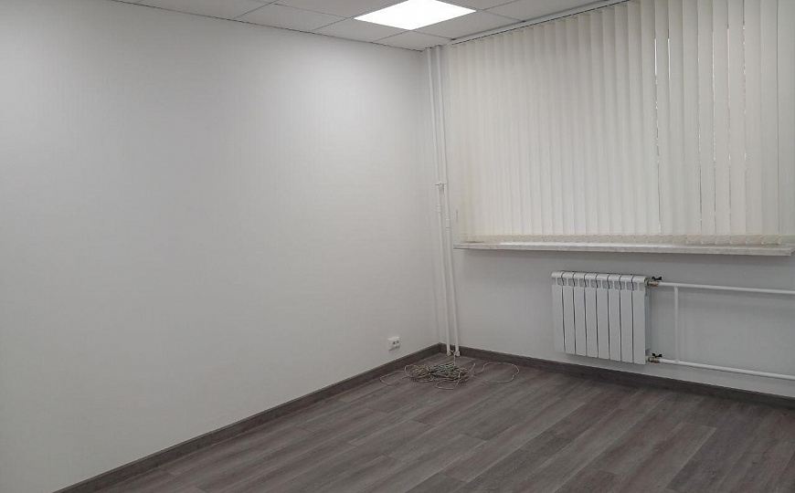 Аренда 14 м² и 20 м² на 1-й линии Защитников Москвы - от 35 т.р./мес" фото