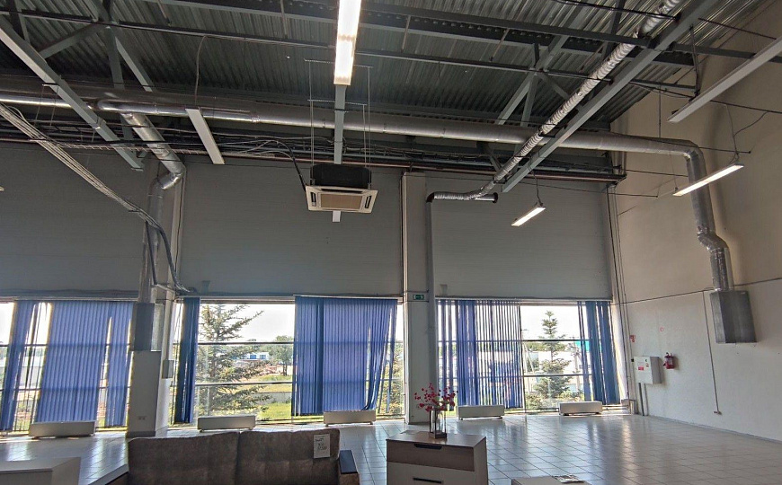 Бизнес-центр/офисный центр, 700 м² фото