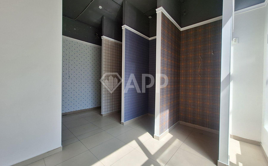 Сдам отдельно стоящее здание, 300 м² фото
