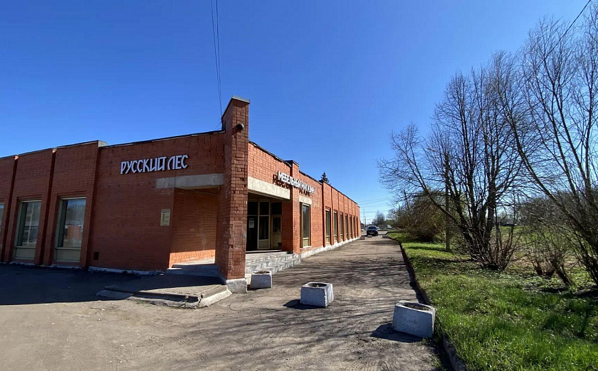 Сдам торговое помещение, 1 621 м² фото