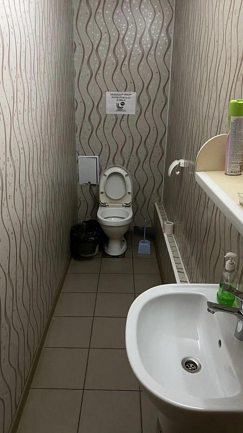 Сдам торговое помещение, 1 621 м² фото