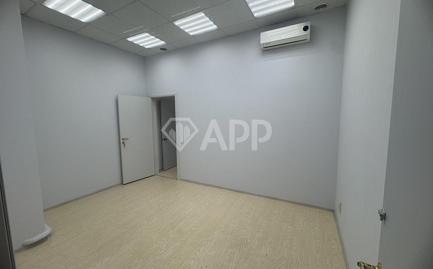 Сдам офисное помещение, 100 м² фото