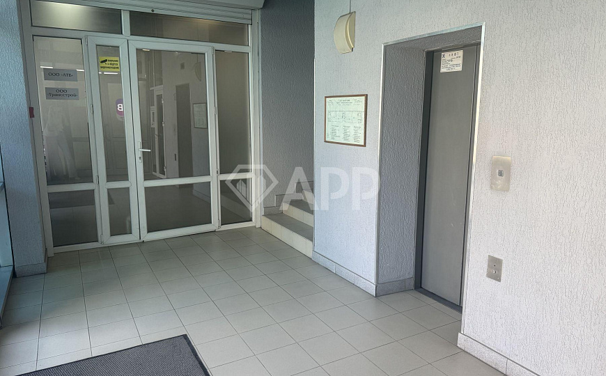 Сдам офисное помещение, 100 м² фото
