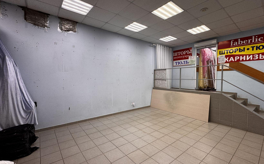 Сдам торговое помещение, 43 м² фото