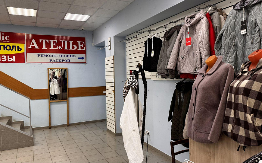 Сдам торговое помещение, 43 м² фото