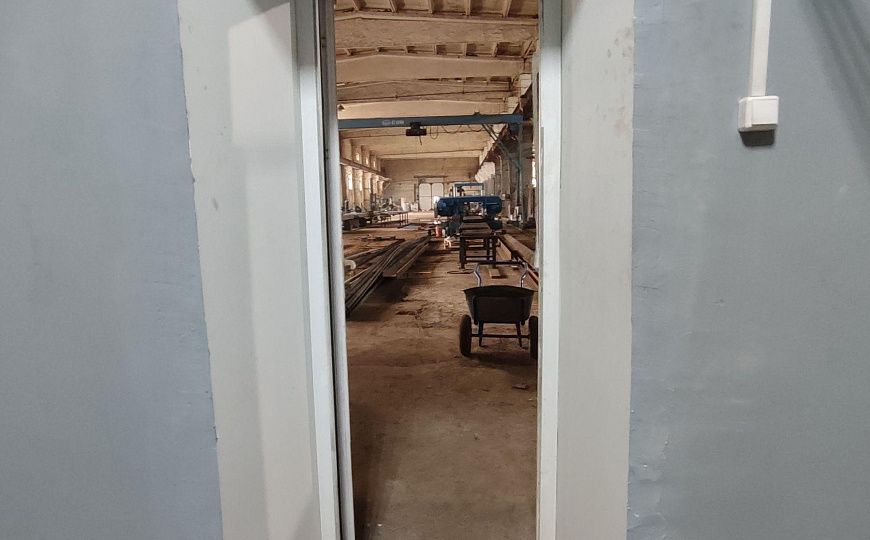 Производственное помещение, 700 м² фото