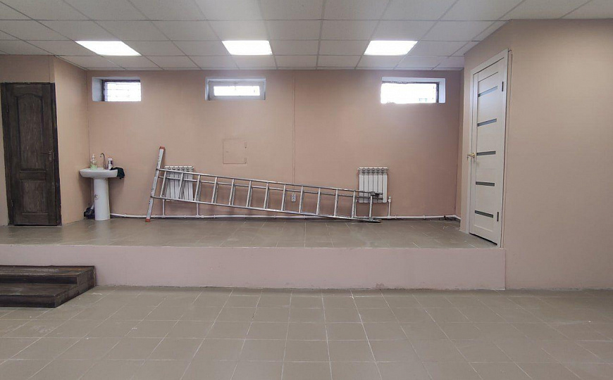 Отдельно стоящее здание с арендатором,  69 м2 фото