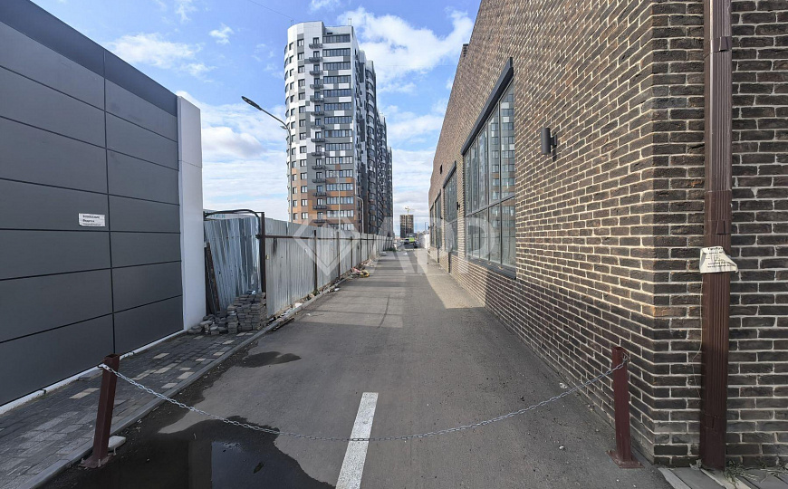 Сдаю 1 этаж 1 линия  400 м² фото