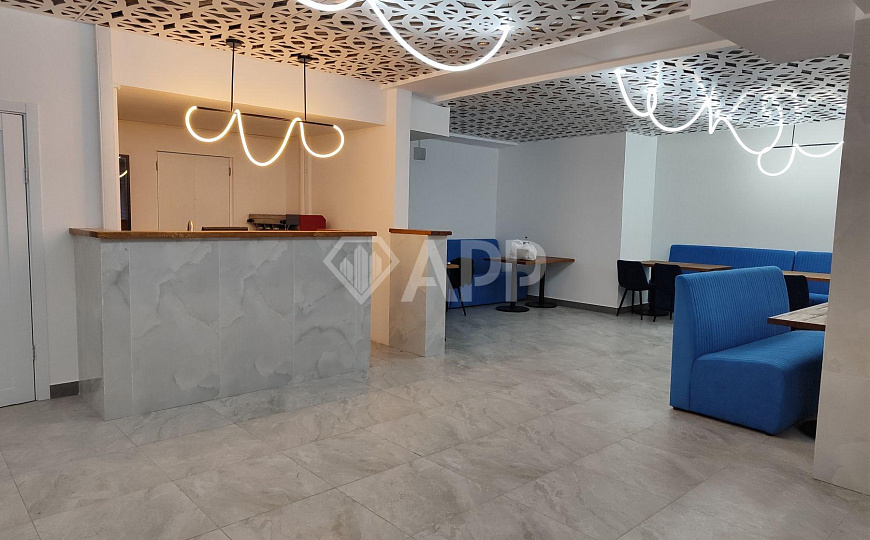 Сдам отличное помещение под кафе-ресторан, 250 м² фото