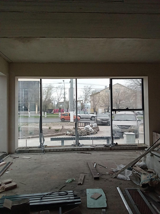 Сдам первый этаж отдельно стоящего здания свободного назначения, 330 м² фото