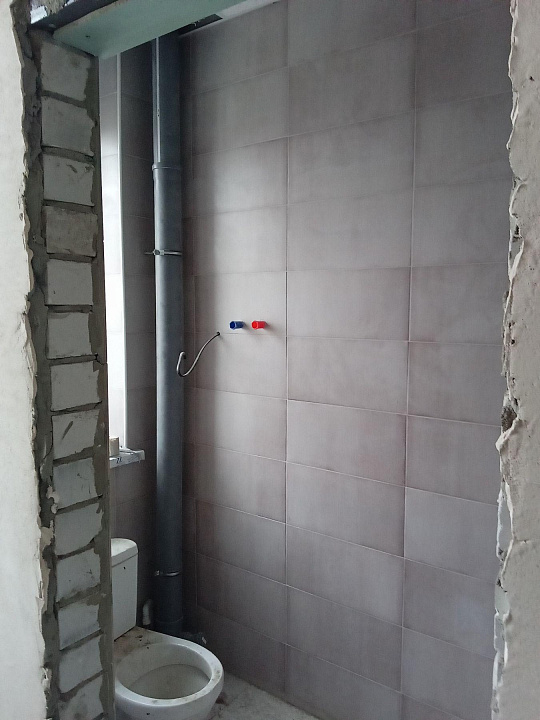 Сдам первый этаж отдельно стоящего здания свободного назначения, 330 м² фото