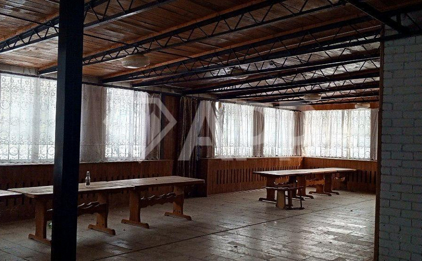 Продам отдельно стоящее здание, 317,7 м² и З/У 1069 м² фото