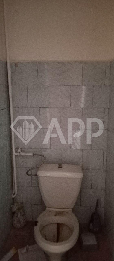 Продам отдельно стоящее здание, 317,7 м² и З/У 1069 м² фото