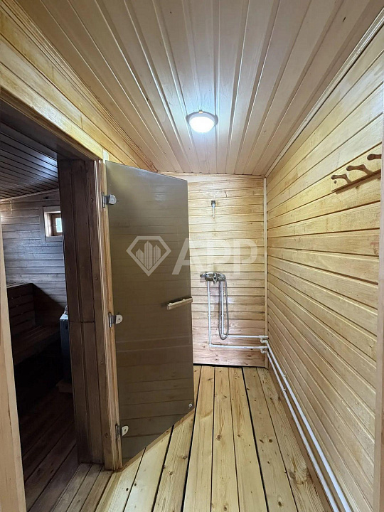 Продам гостиница, 921 м² фото