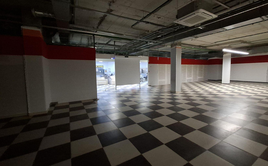 Сдам просторное помещение в ТЦ, 522,2 м² фото