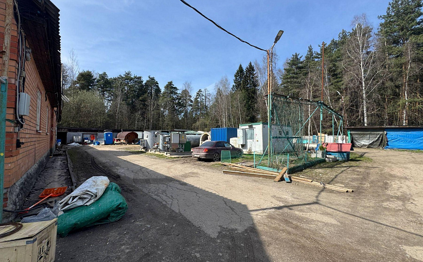 Здание 300 м² + земля 40 соток / Фрязево / Своя парковка фото