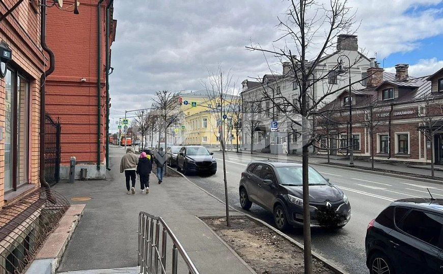 Сдаю 61 м² в центре. 1-ый этаж 1-ой линии фото