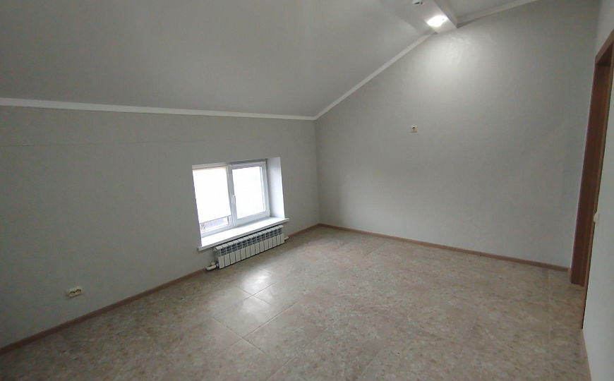 Сдам отдельно стоящее здание, 370 м² фото