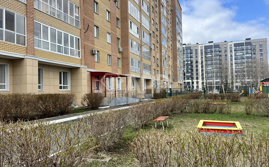 Продажа помещения 550 м²  1 этаж фото